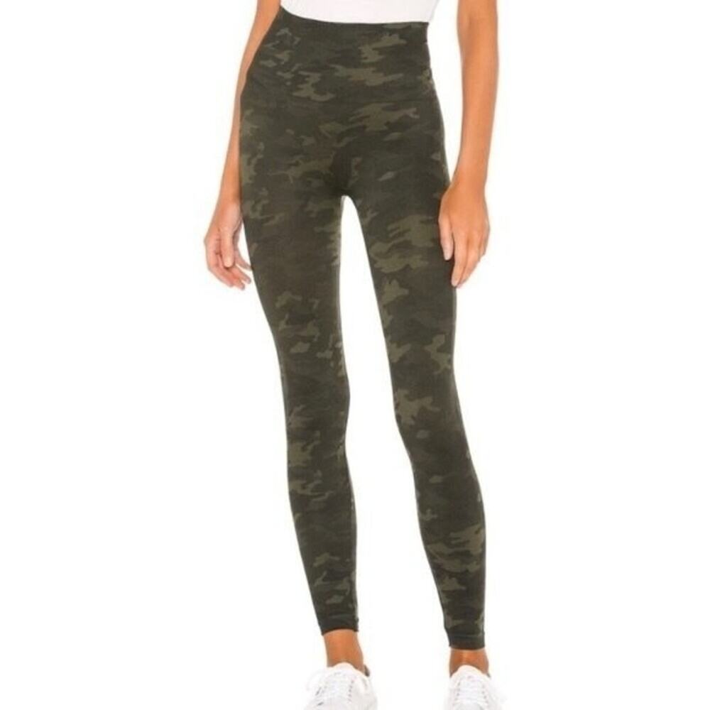 SPANX High Waisted Look At Me Now Leggings Camo Olive Green Black Size Medium